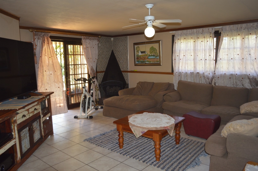 4 Bedroom Property for Sale in Doringkruin North West